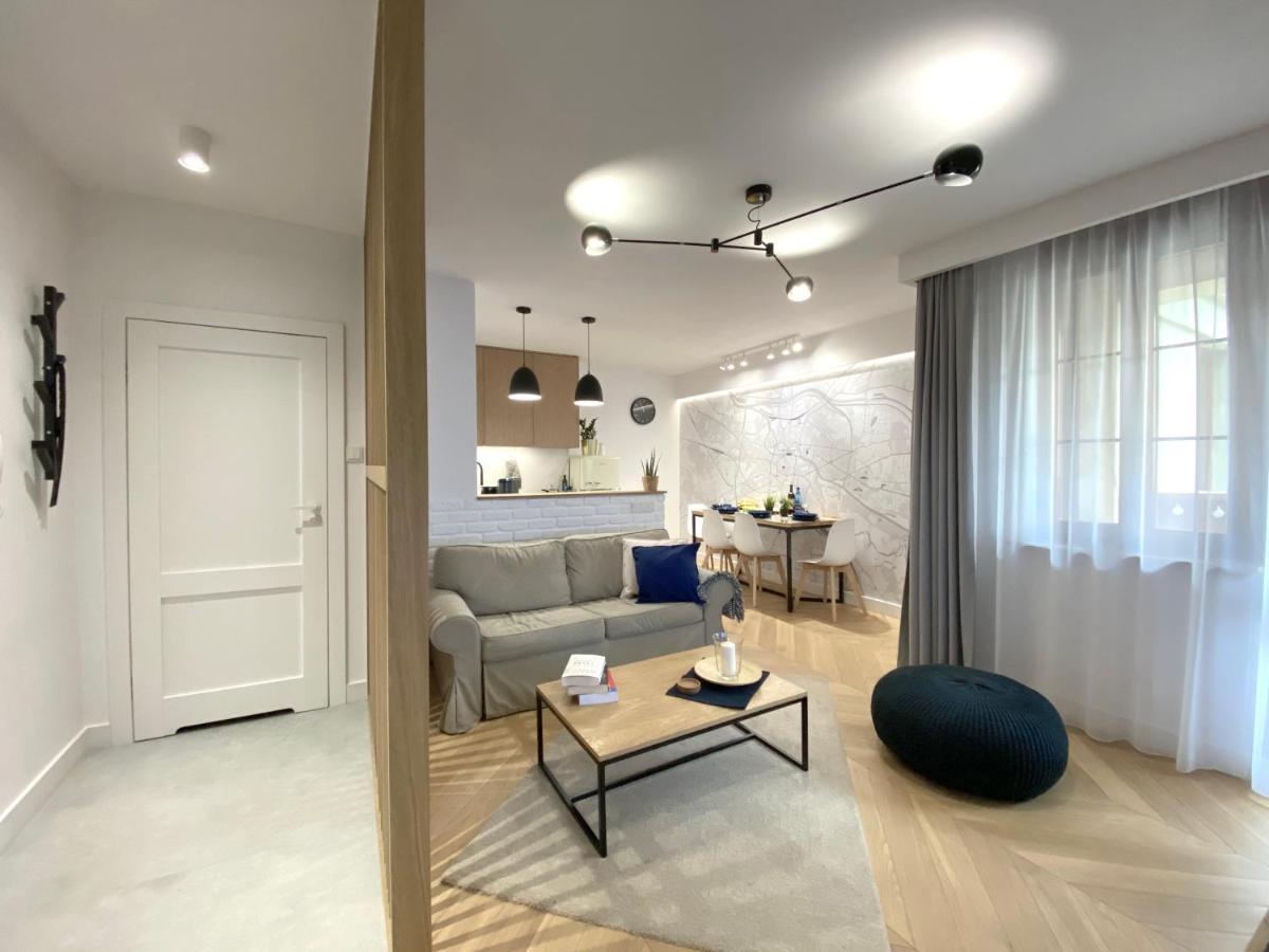 Mycherry - Old Town Apartment - Wiezienna 21C فروتسواف المظهر الخارجي الصورة