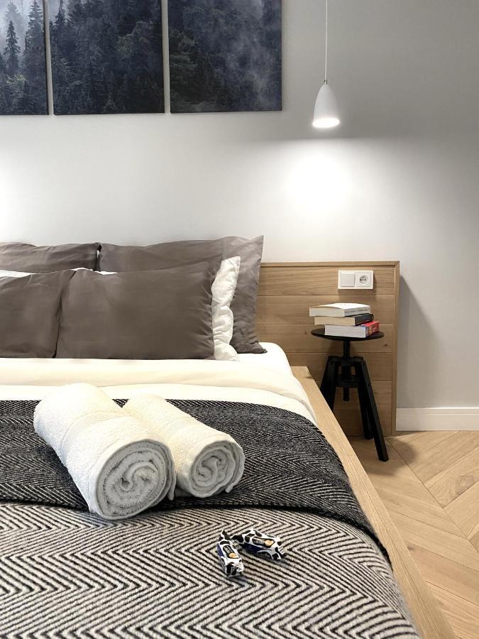 Mycherry - Old Town Apartment - Wiezienna 21C فروتسواف المظهر الخارجي الصورة